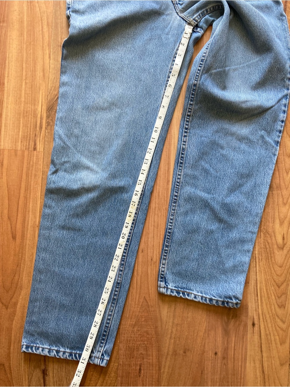VTG Y2K ‘99 Levi’s 550 Relaxed Fit Mens 32x32 Light Wash Denim Blue Jeans USA - Picture 6 of 11